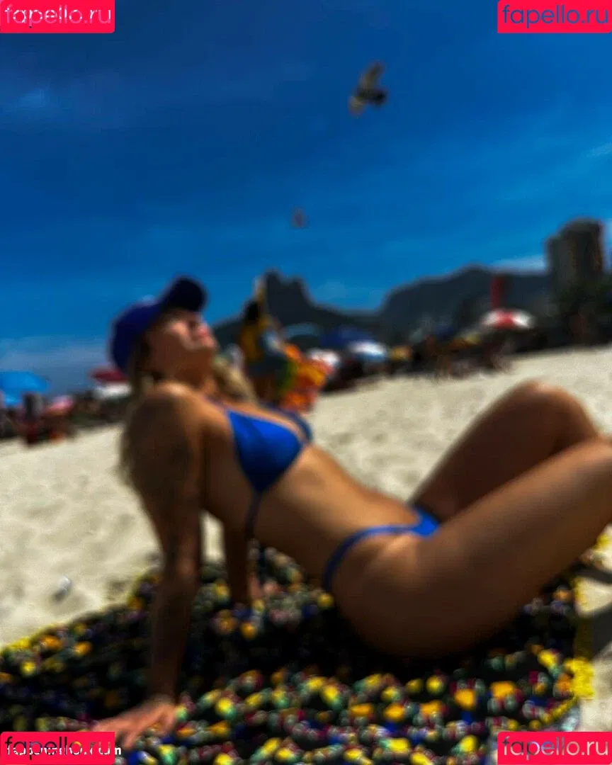 Gabi Gagliassi Onlyfans Photo Gallery 