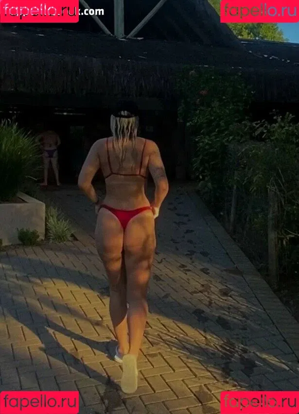 Gabi Gagliassi Onlyfans Photo Gallery 