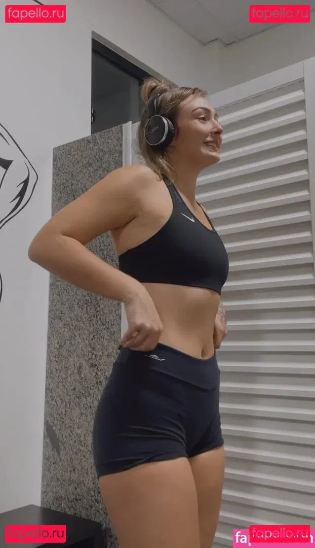 Gabi Gagliassi Onlyfans Photo Gallery 