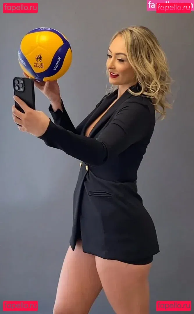 Gabi Gagliassi Onlyfans Photo Gallery 