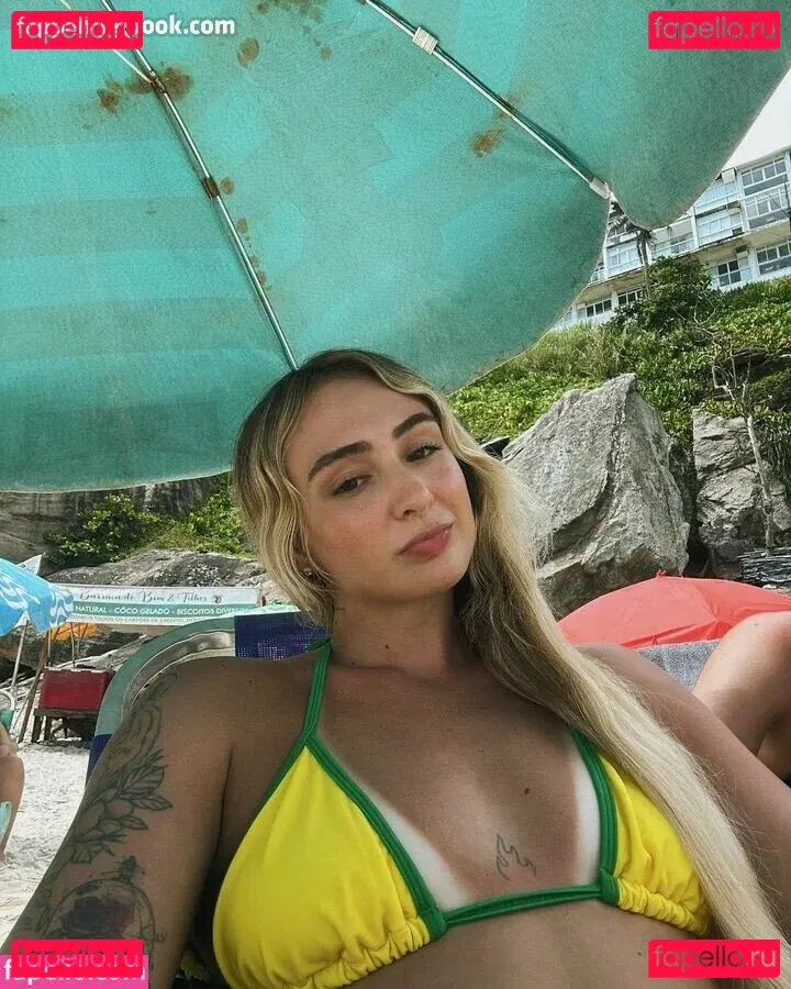 Gabi Gagliassi Onlyfans Photo Gallery 