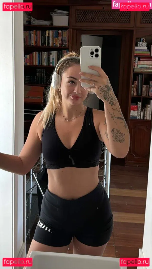 Gabi Gagliassi Onlyfans Photo Gallery 