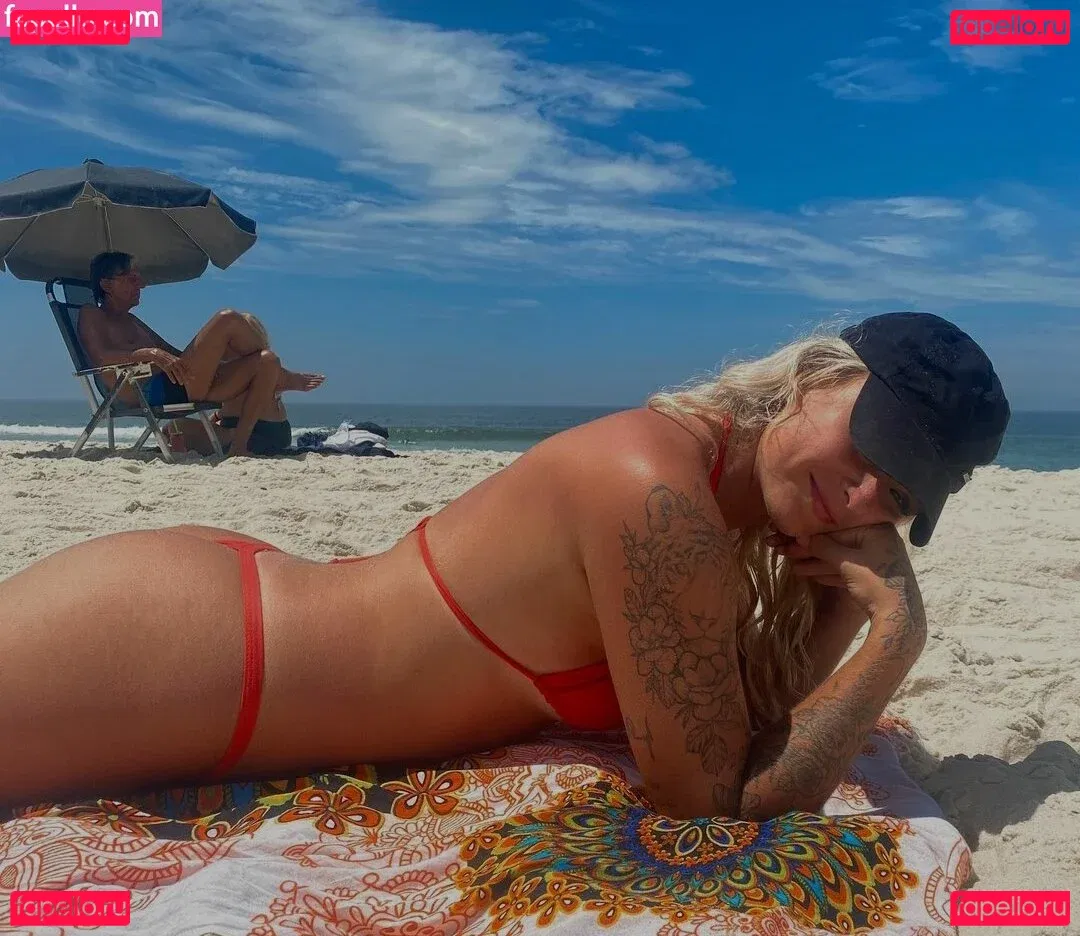 Gabi Gagliassi Onlyfans Photo Gallery 