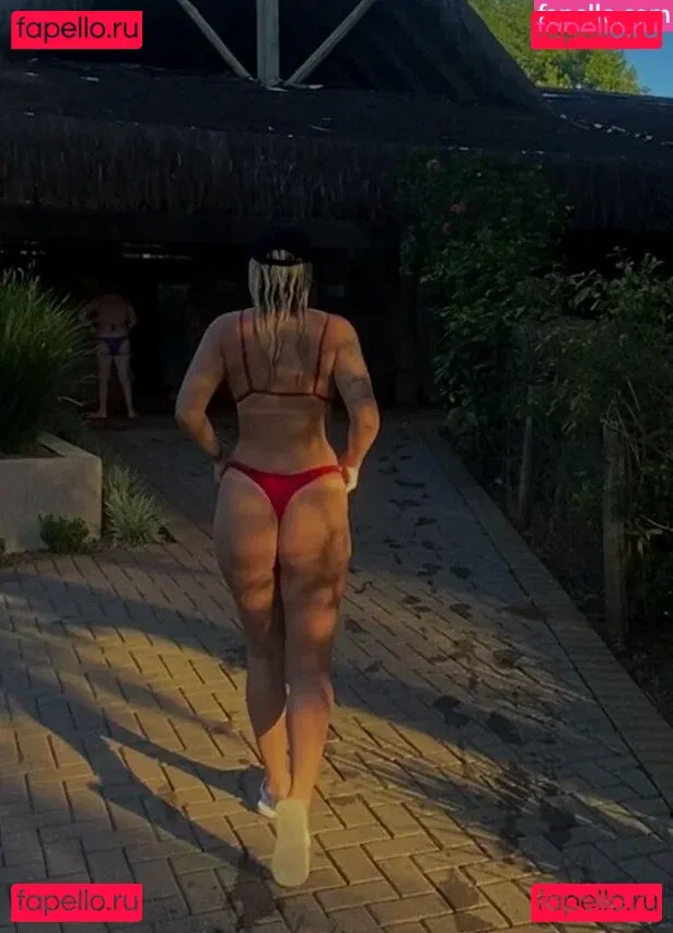 Gabi Gagliassi Onlyfans Photo Gallery 