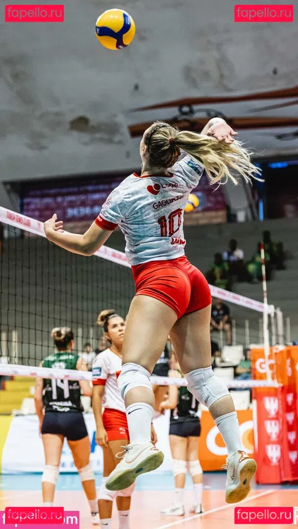 Gabi Gagliassi Onlyfans Photo Gallery 