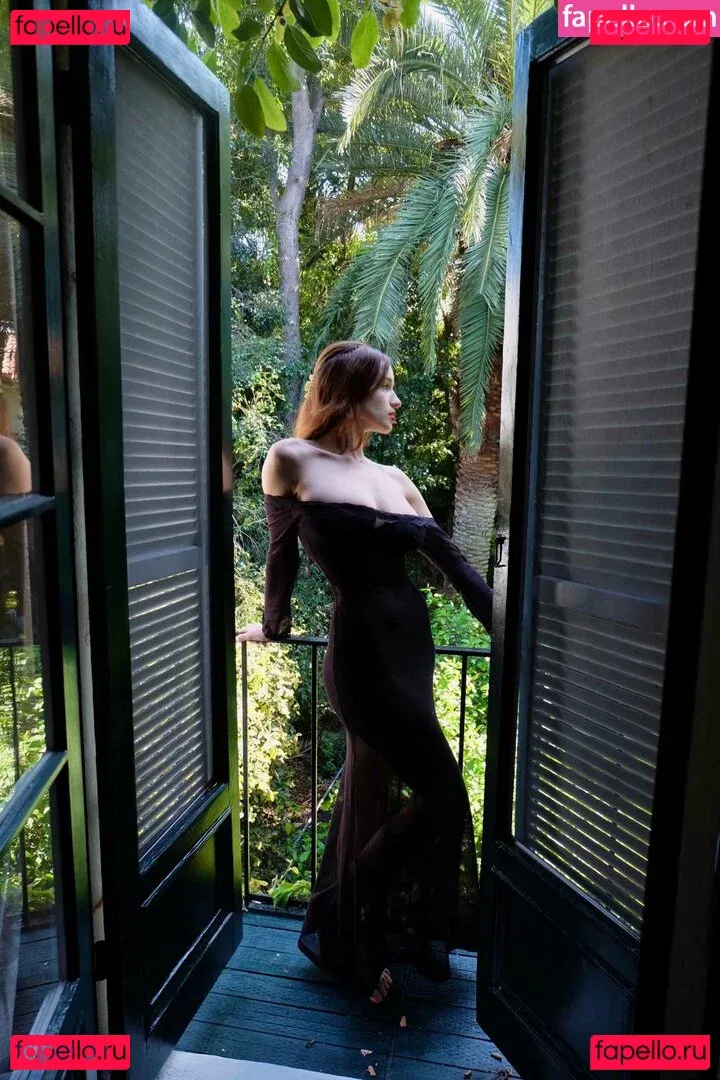 Isabella Candelaria Onlyfans Photo Gallery 