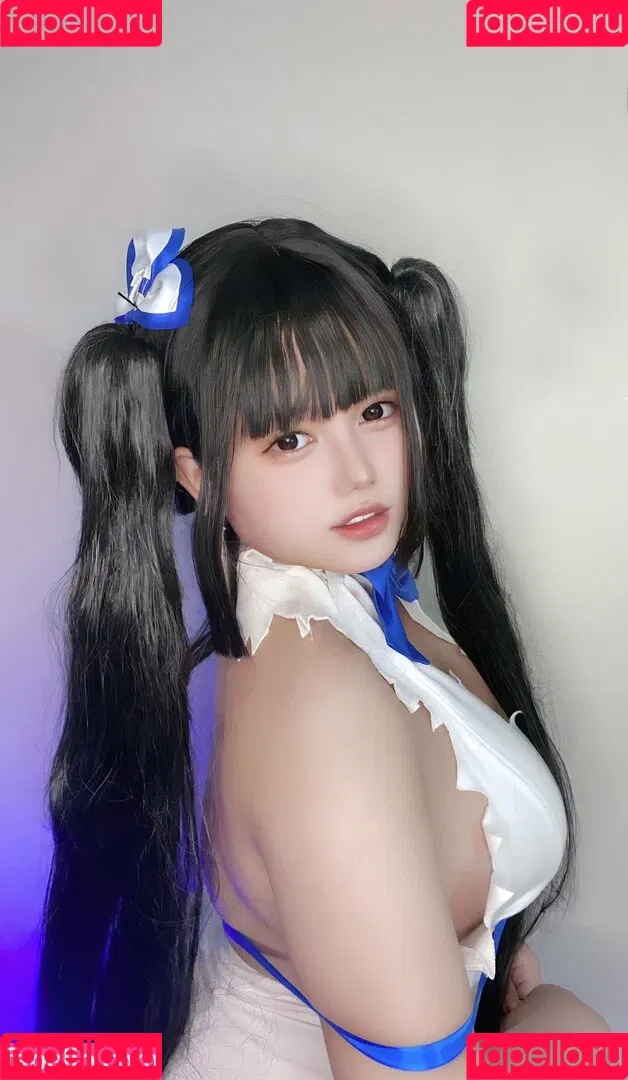 Charlotte LinLin Onlyfans Photo Gallery 