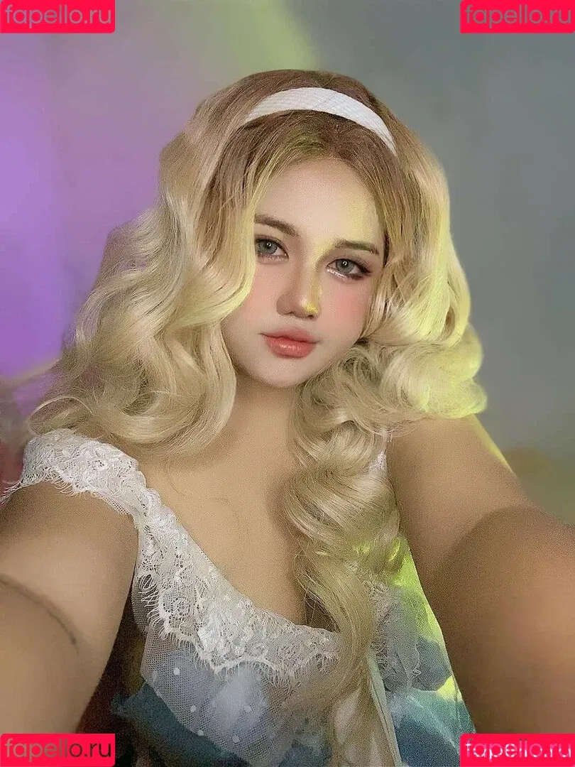 Charlotte LinLin Onlyfans Photo Gallery 