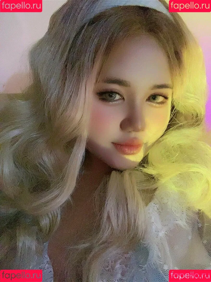 Charlotte LinLin Onlyfans Photo Gallery 