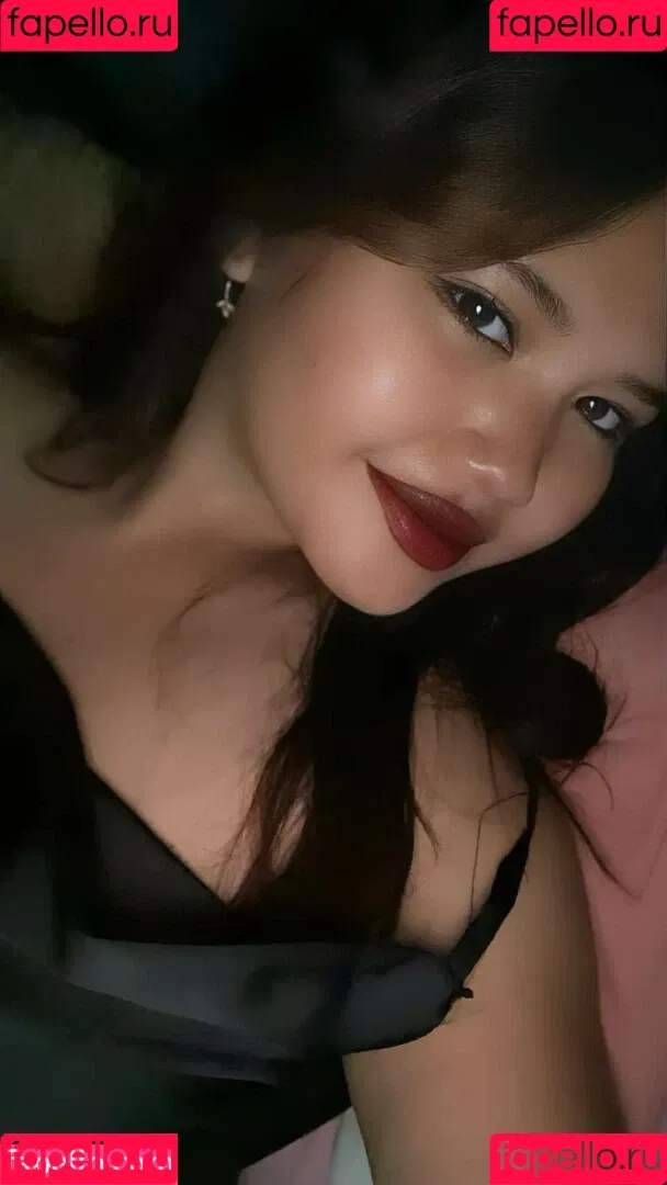 Charlotte LinLin Onlyfans Photo Gallery 
