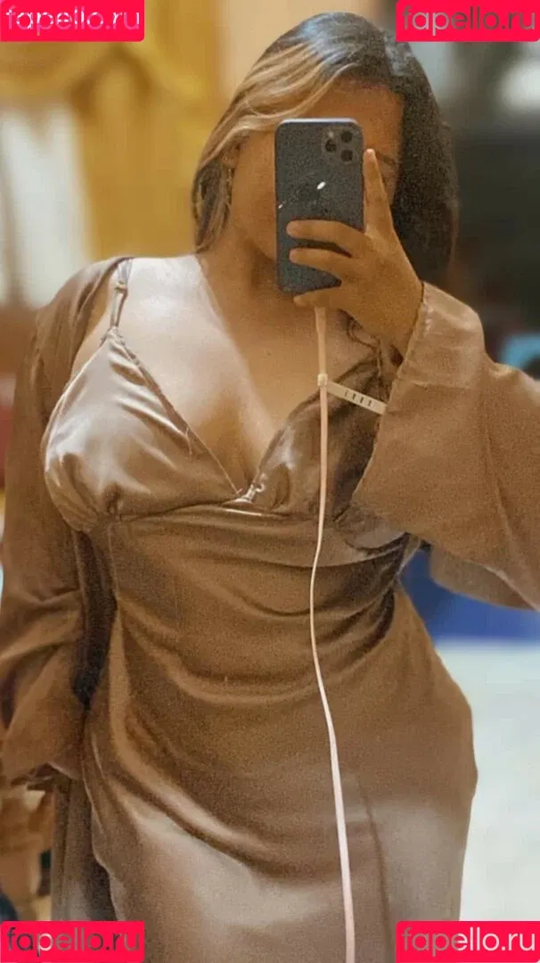 Charlotte LinLin Onlyfans Photo Gallery 