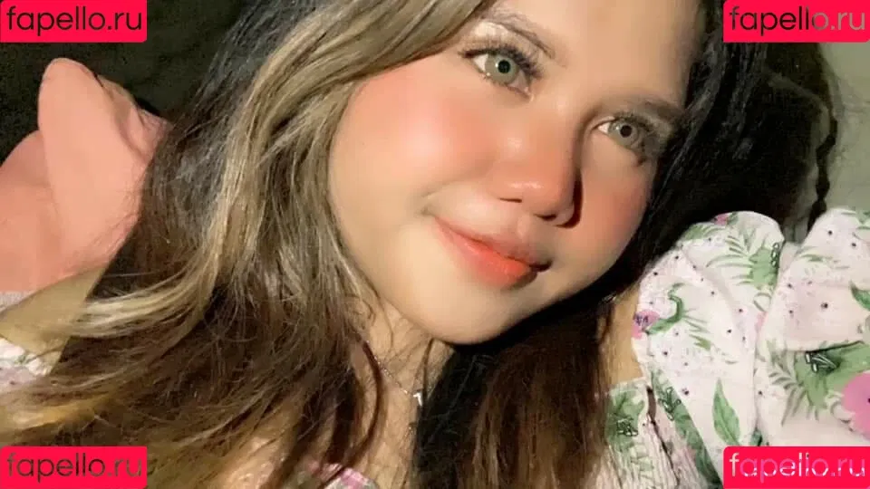 Charlotte LinLin Onlyfans Photo Gallery 