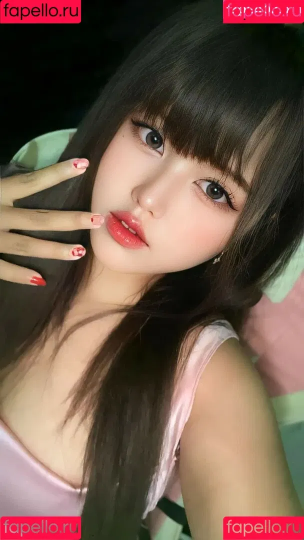 Charlotte LinLin Onlyfans Photo Gallery 