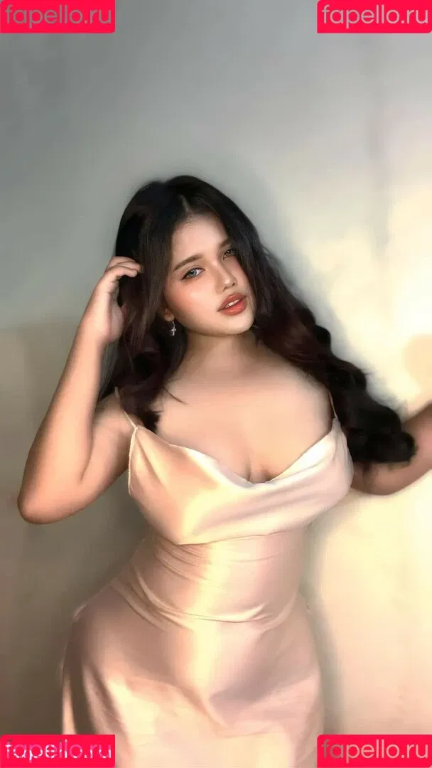 Charlotte LinLin Onlyfans Photo Gallery 