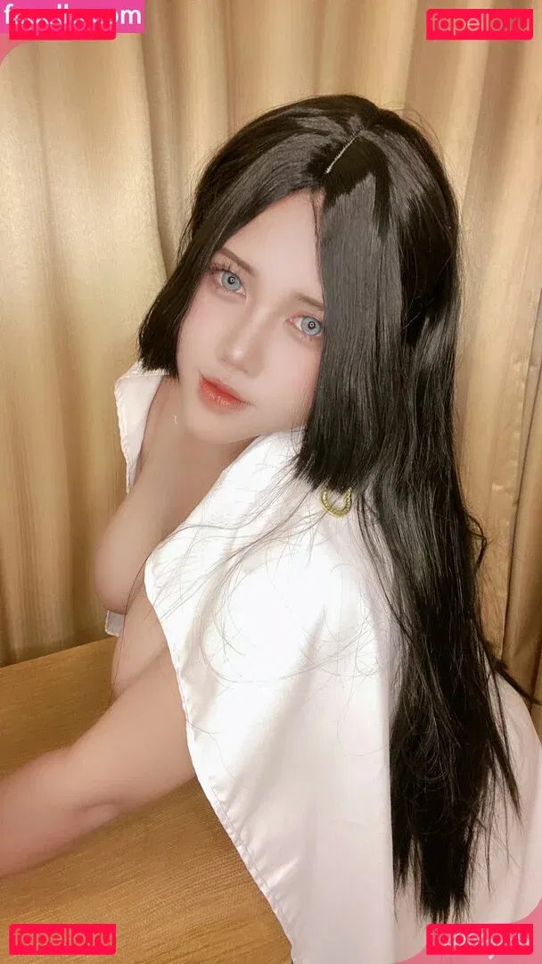 Charlotte LinLin Onlyfans Photo Gallery 