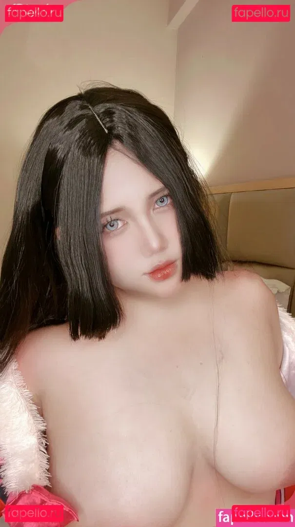 Charlotte LinLin Onlyfans Photo Gallery 