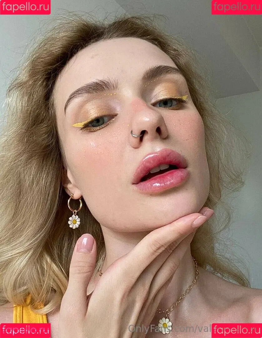 valerie_s_tar Onlyfans Photo Gallery 