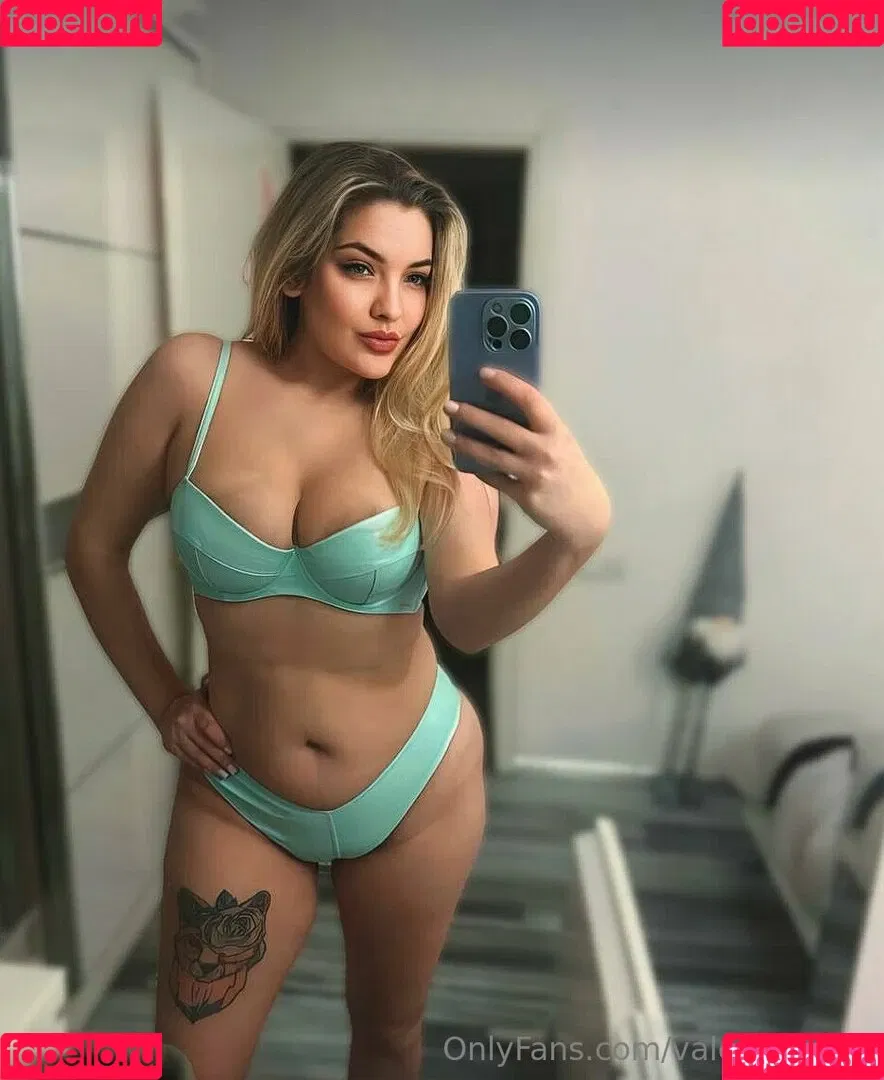 valerie_s_tar Onlyfans Photo Gallery 