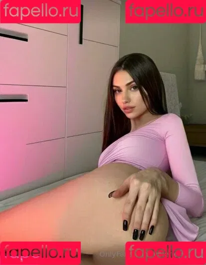 valerie_s_tar Onlyfans Photo Gallery 
