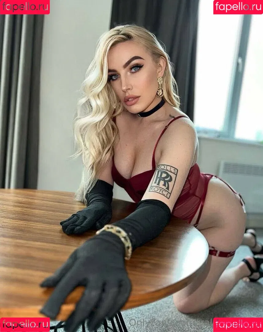 valerie_s_tar Onlyfans Photo Gallery 