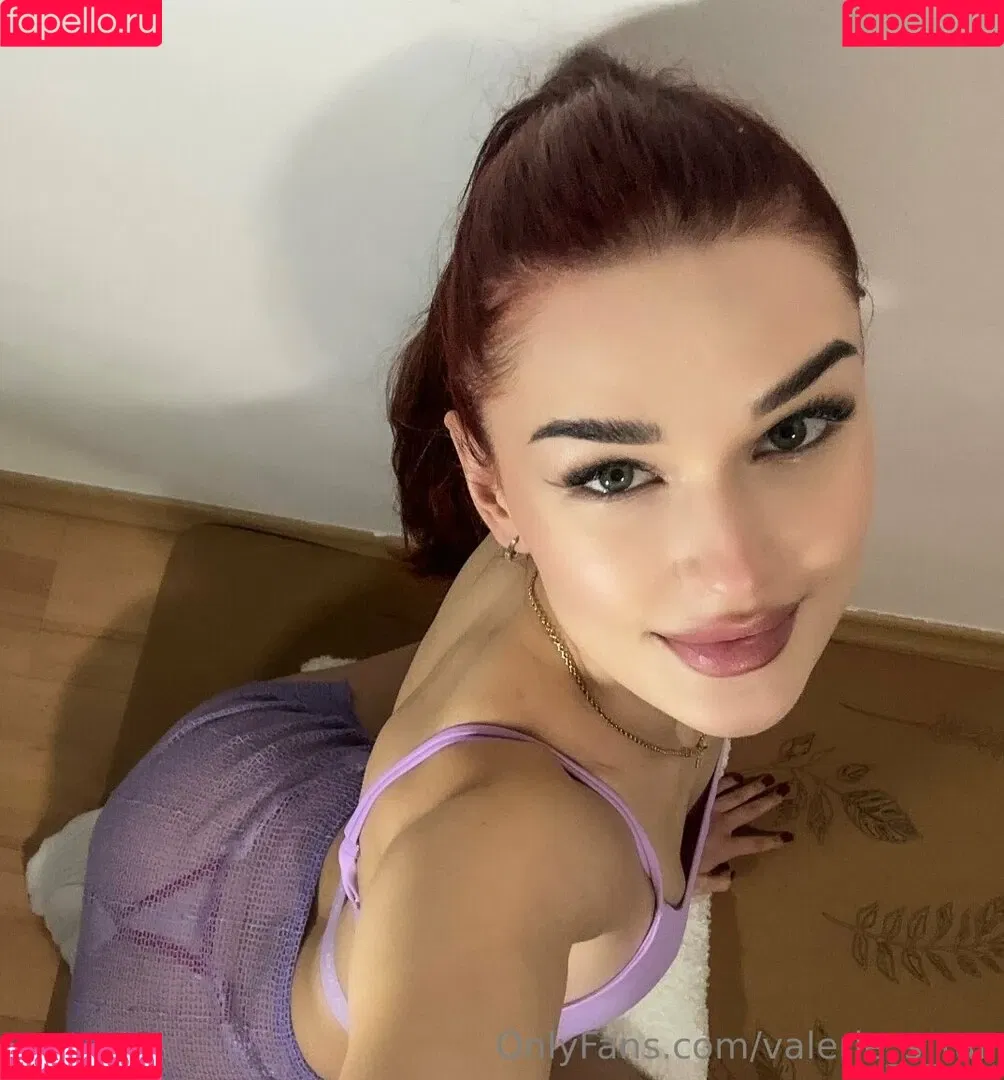 valerie_s_tar Onlyfans Photo Gallery 