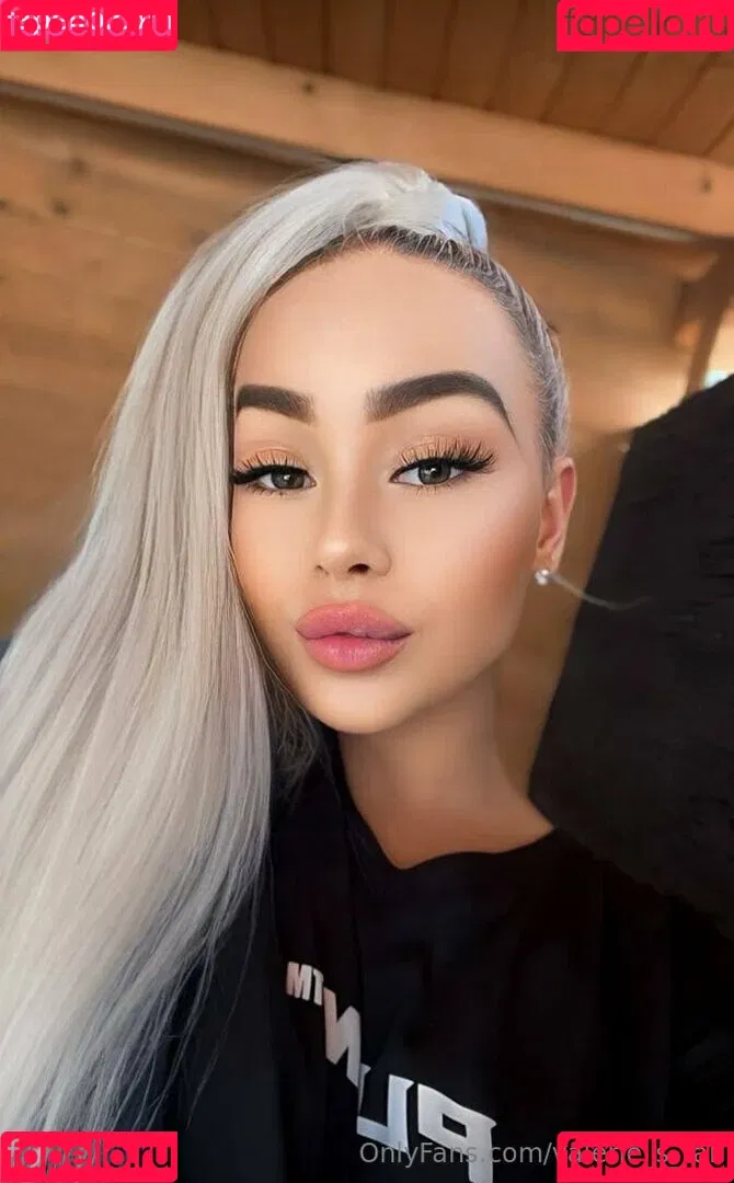 valerie_s_tar Onlyfans Photo Gallery 