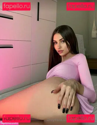 valerie_s_tar Onlyfans Photo Gallery 