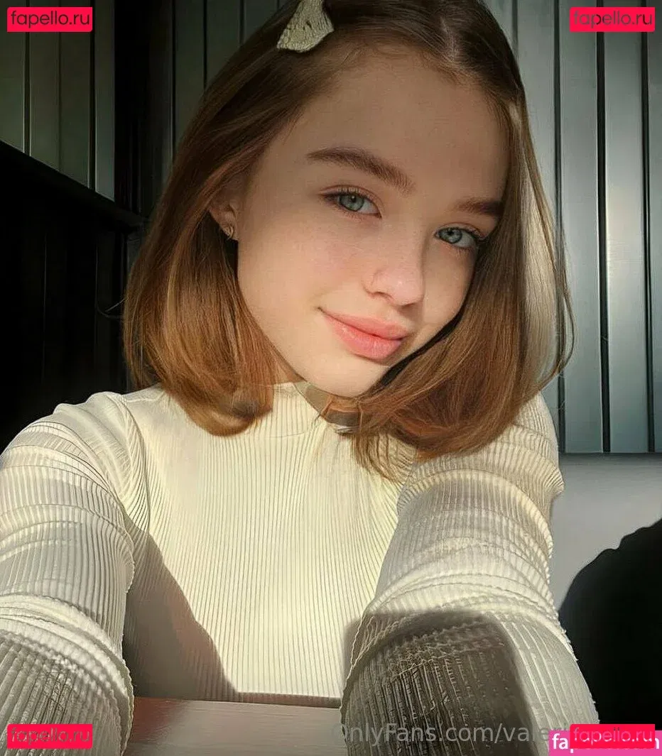 valerie_s_tar Onlyfans Photo Gallery 