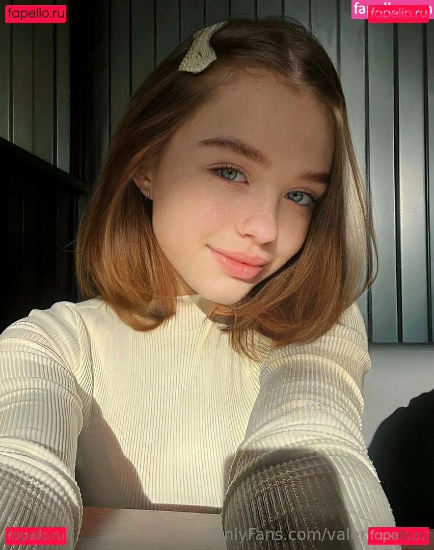 valerie_s_tar Onlyfans Photo Gallery 