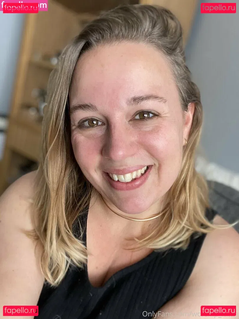 worshiplillian Onlyfans Photo Gallery 