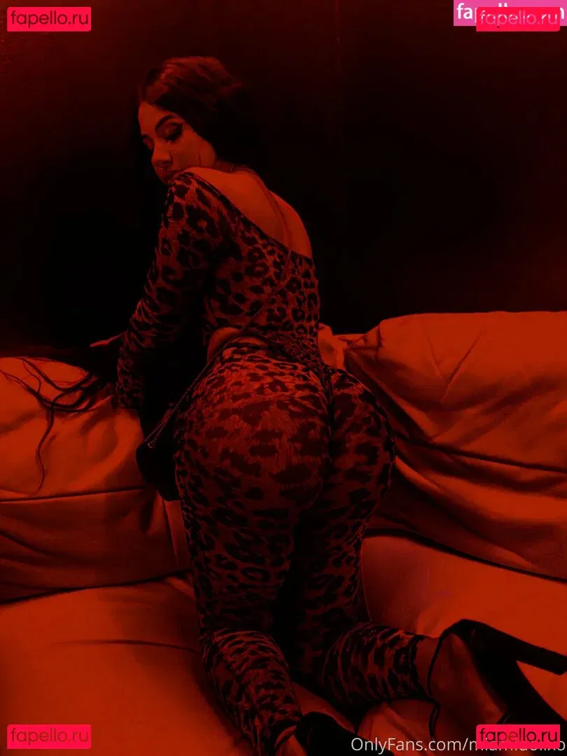 ellemamiii Onlyfans Photo Gallery 