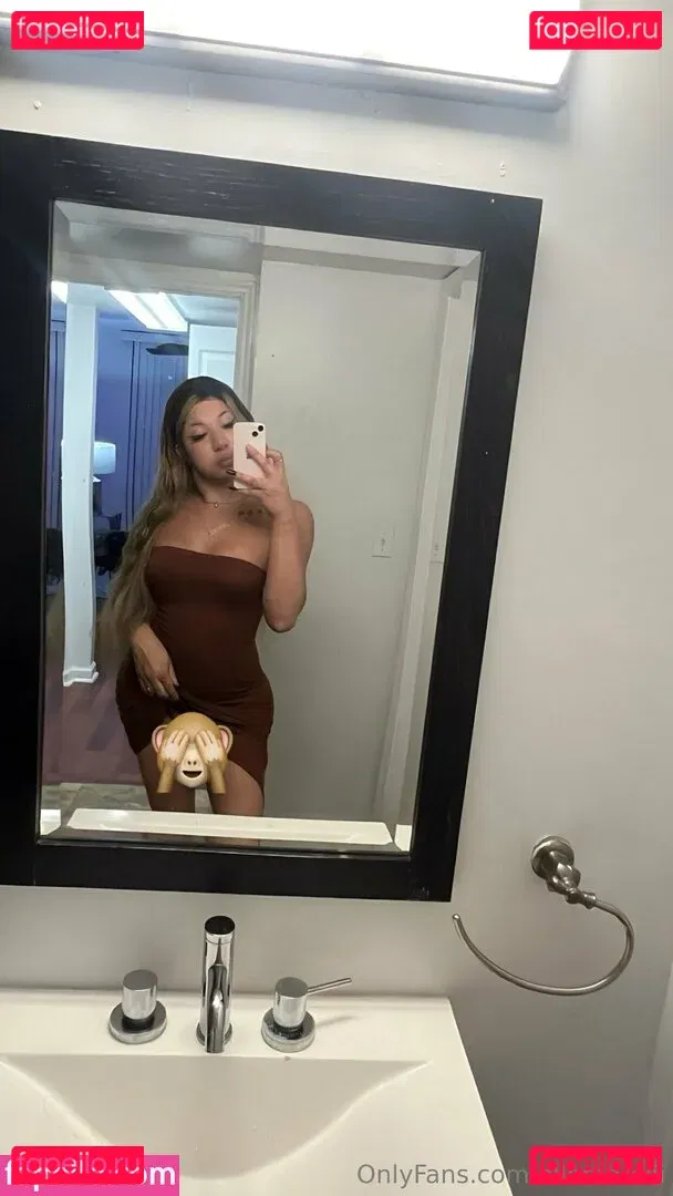 ellemamiii Onlyfans Photo Gallery 