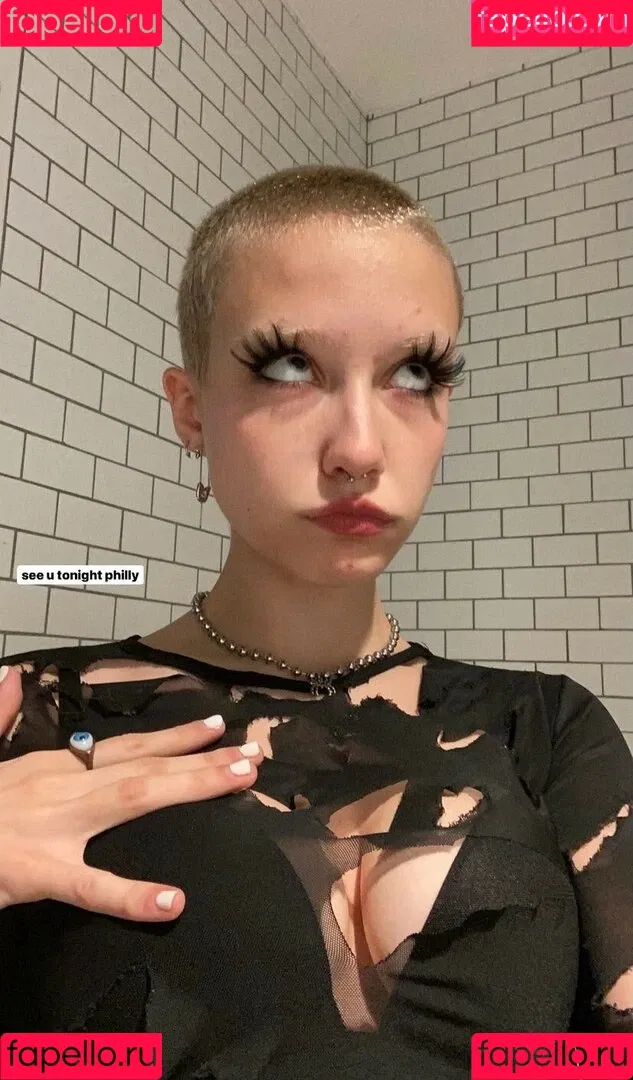 Chloe Moriondo Onlyfans Photo Gallery 