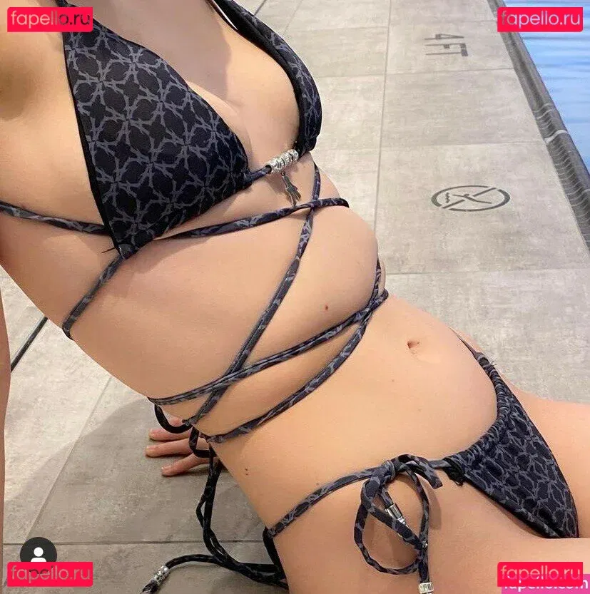 Chloe Moriondo Onlyfans Photo Gallery 