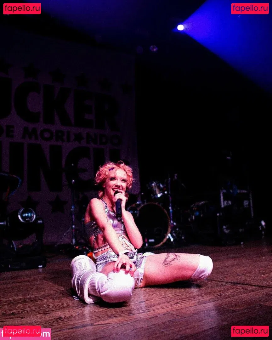 Chloe Moriondo Onlyfans Photo Gallery 