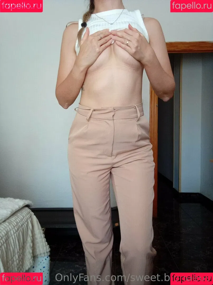 littlesweetpoison Onlyfans Photo Gallery 