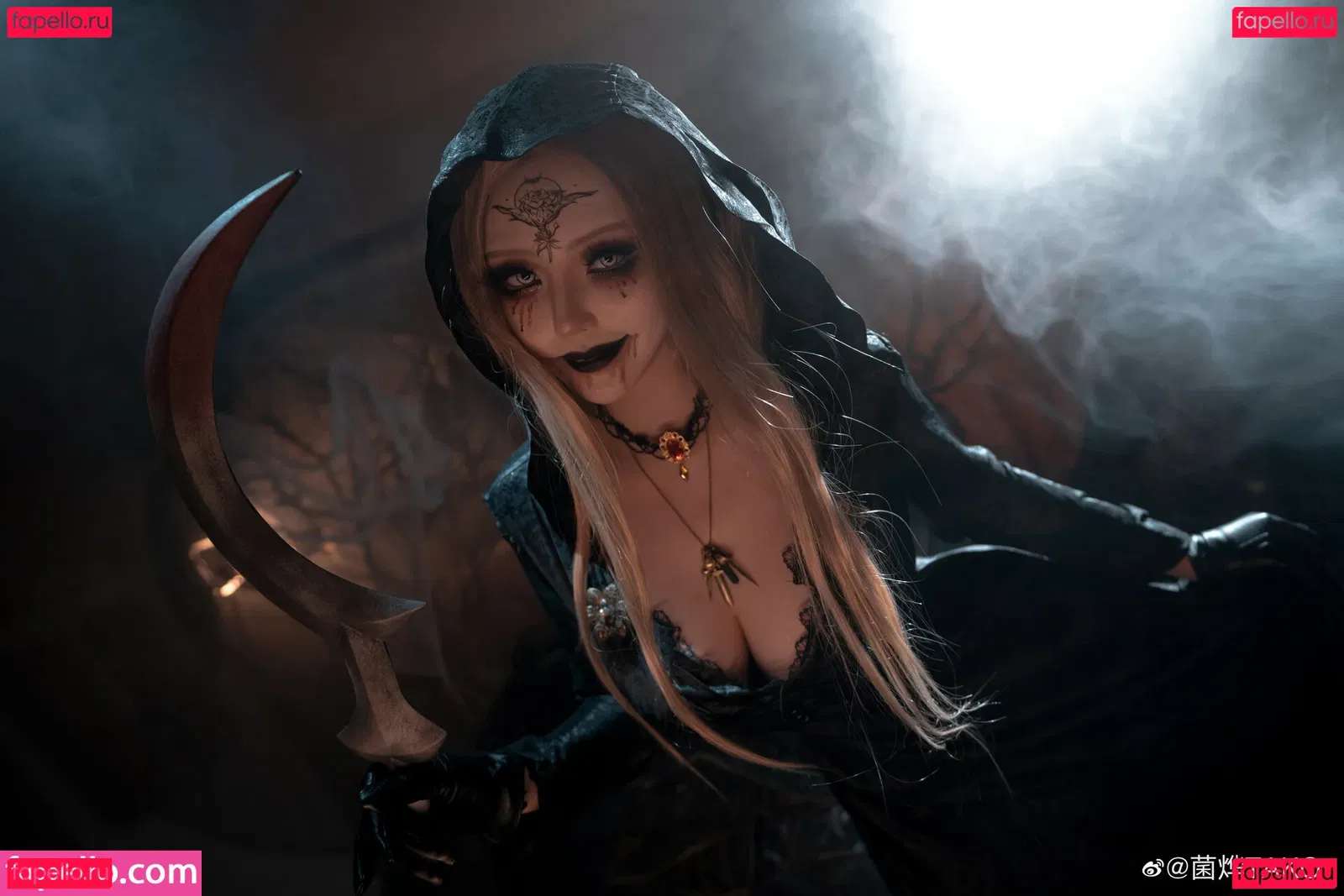 Lady Dimitrescu Onlyfans Photo Gallery 