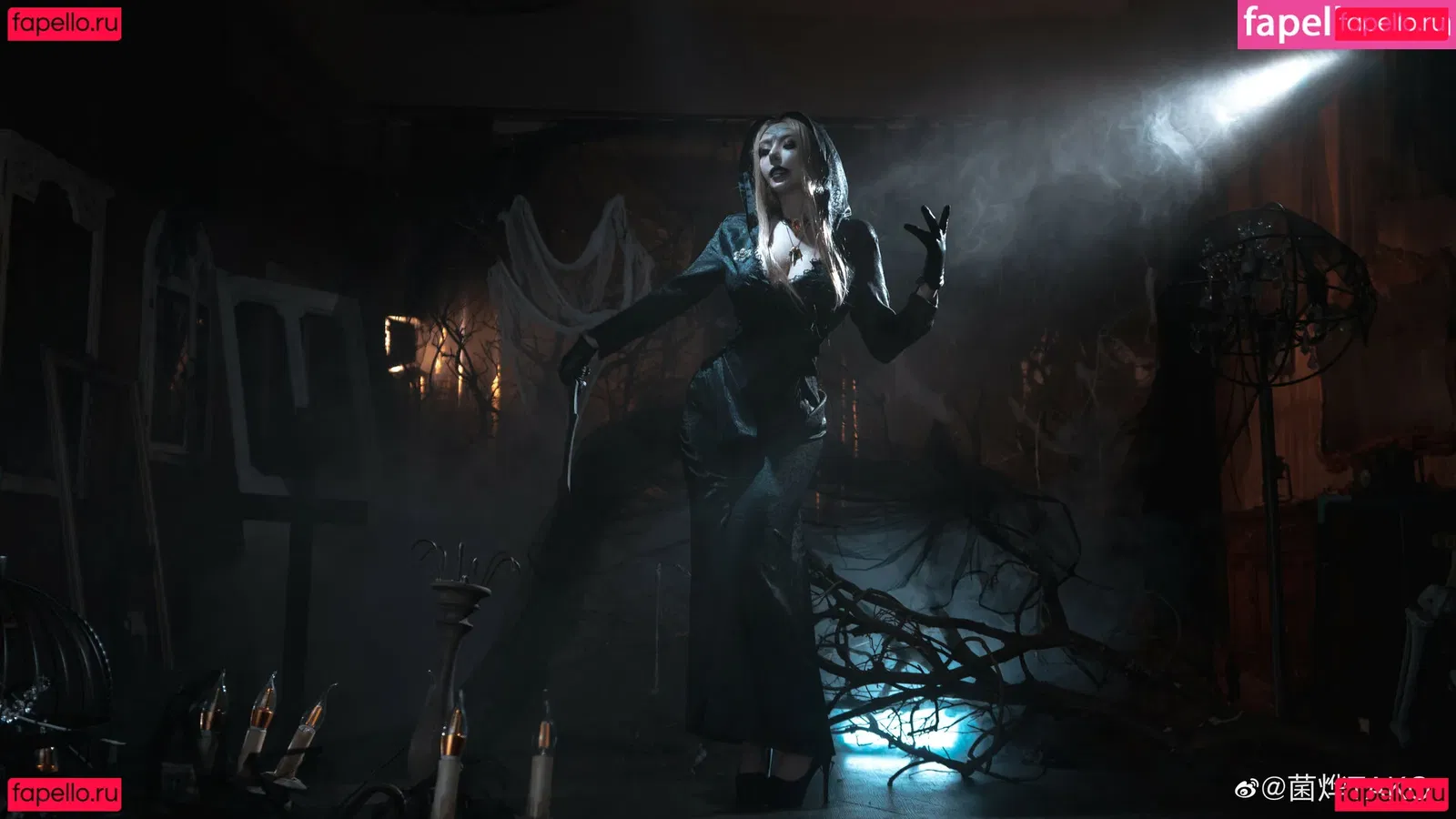 Lady Dimitrescu Onlyfans Photo Gallery 