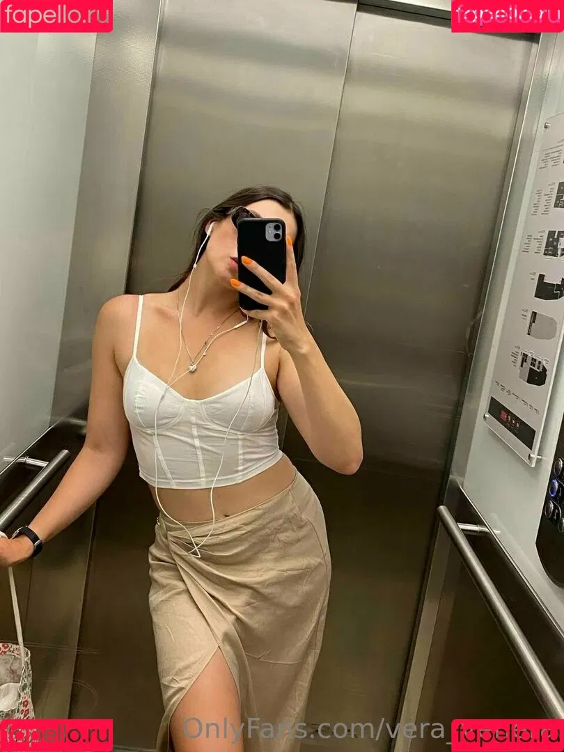 vera_venera Onlyfans Photo Gallery 