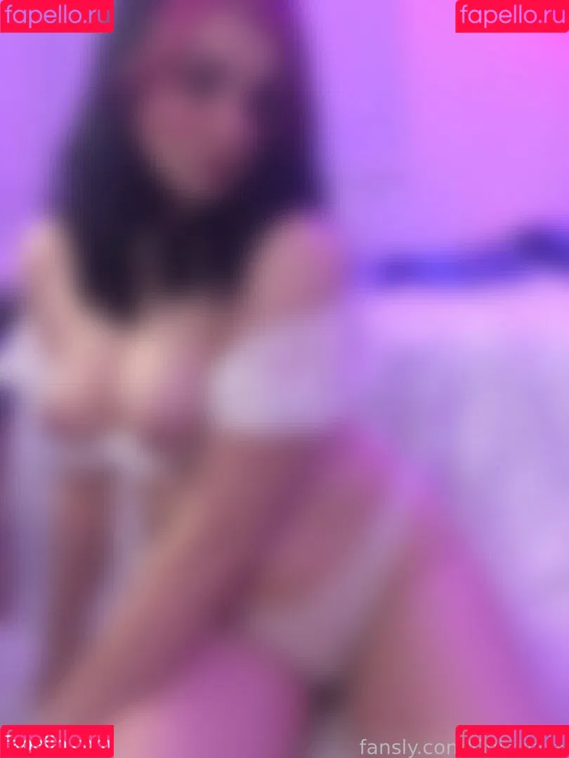 Chiawara Onlyfans Photo Gallery 
