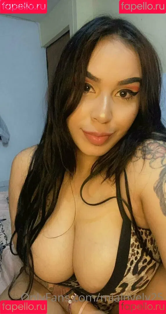 mialovely25 Onlyfans Photo Gallery 