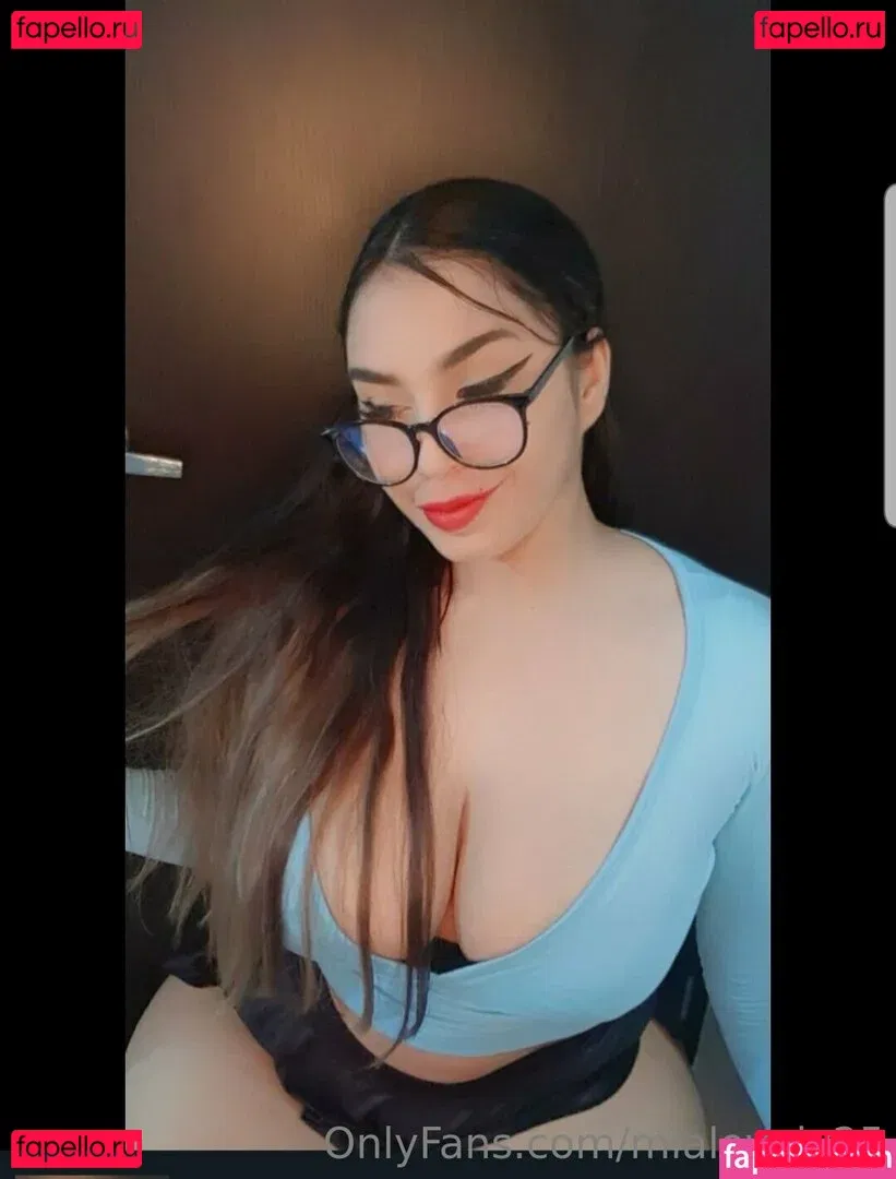 mialovely25 Onlyfans Photo Gallery 