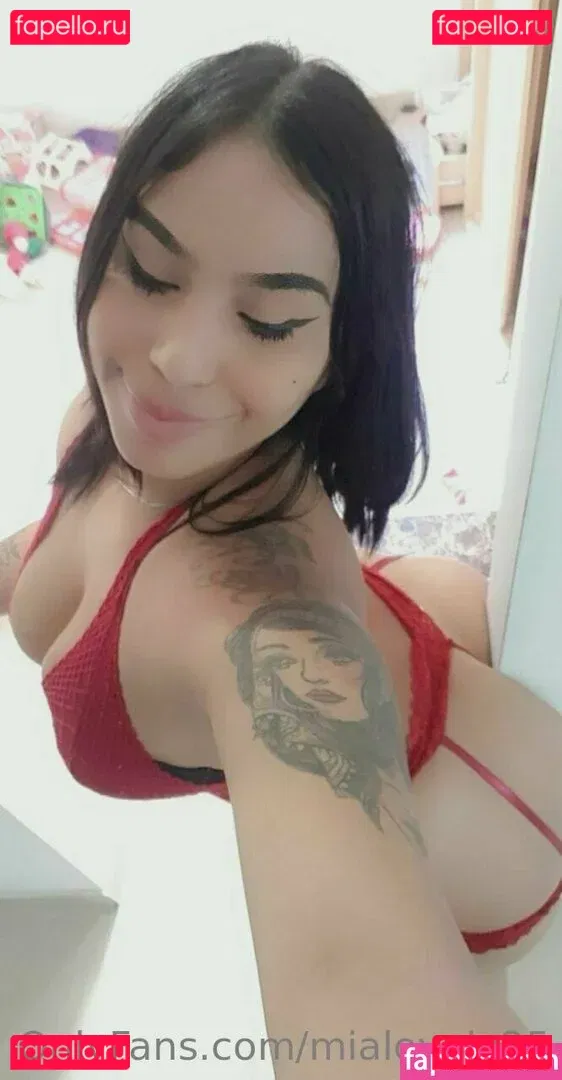 mialovely25 Onlyfans Photo Gallery 