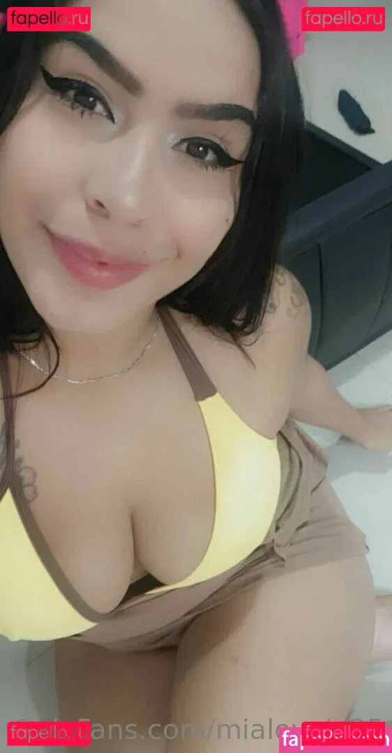mialovely25 Onlyfans Photo Gallery 