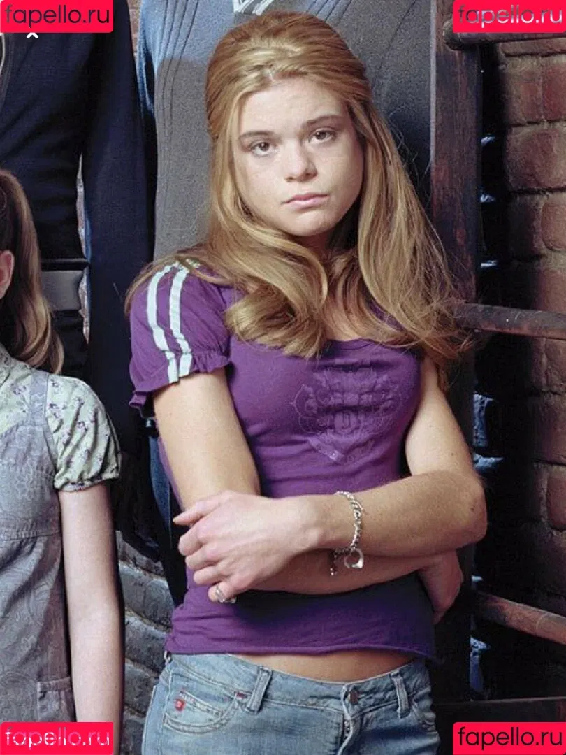 Ellen Muth Onlyfans Photo Gallery 
