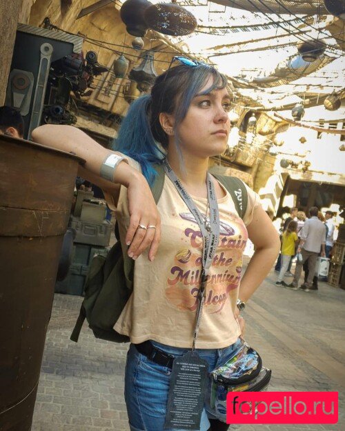 Ellen Muth Onlyfans Photo Gallery 