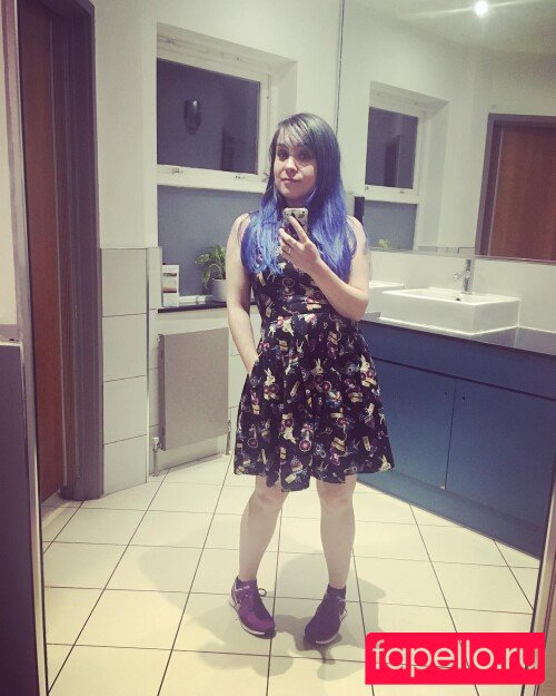 Ellen Muth Onlyfans Photo Gallery 