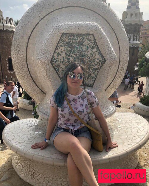 Ellen Muth Onlyfans Photo Gallery 