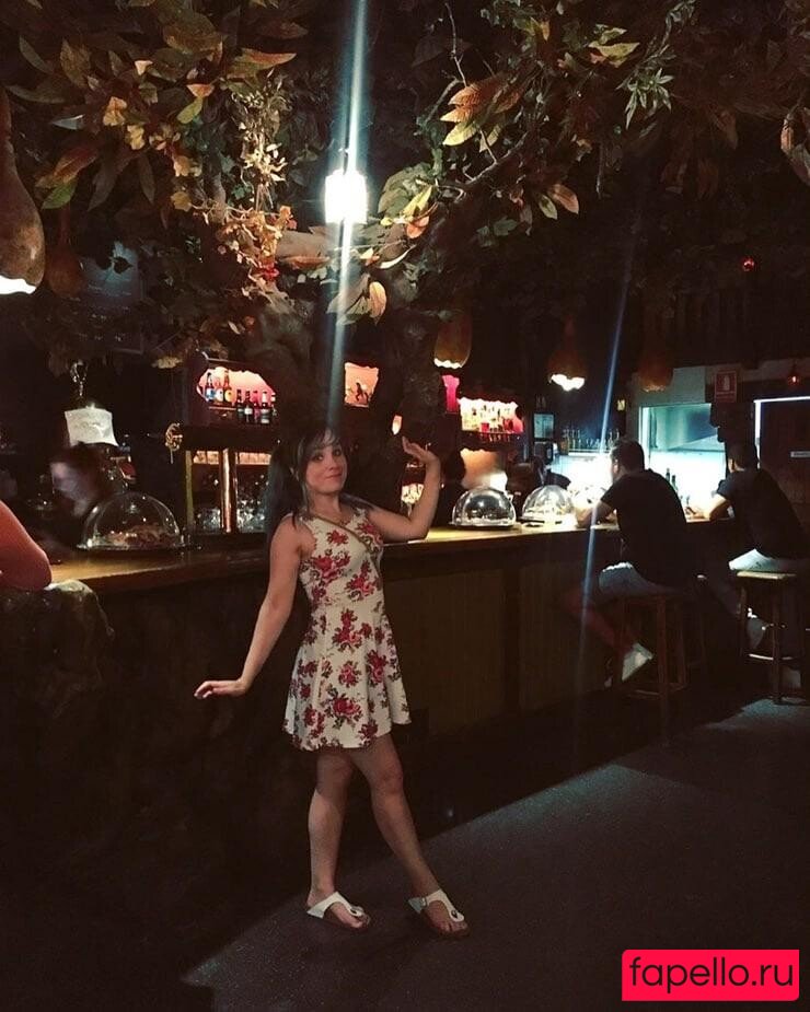 Ellen Muth Onlyfans Photo Gallery 