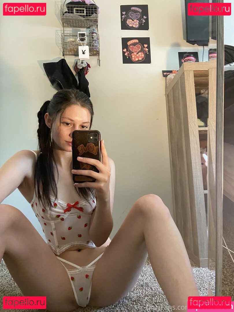 BabyRiv Onlyfans Photo Gallery 